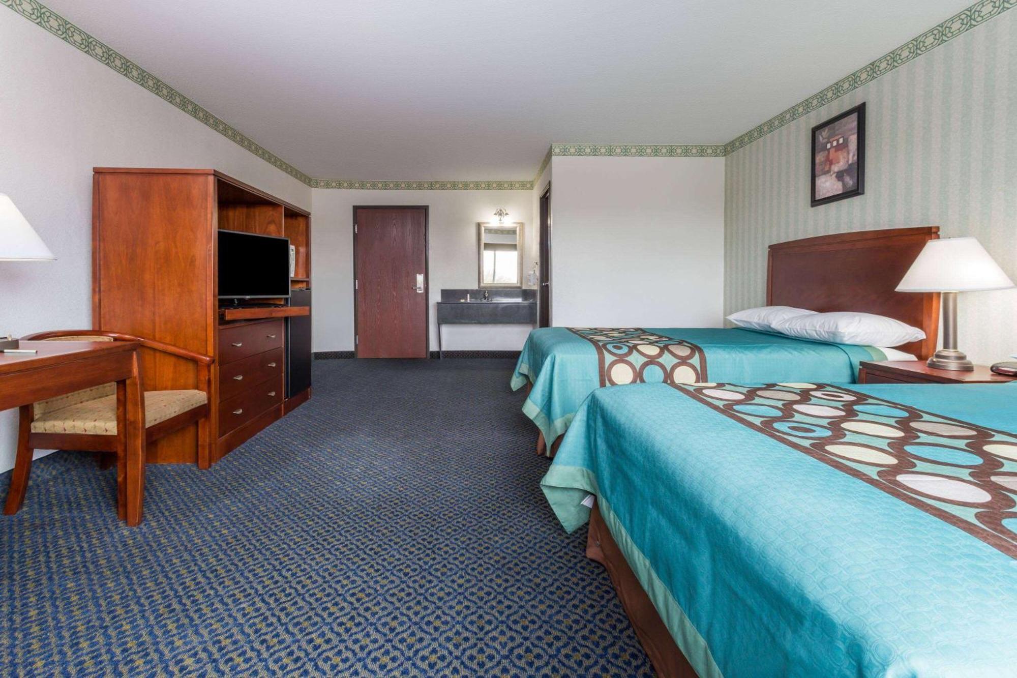 Super 8 By Wyndham Sacramento Hotel Carmichael Eksteriør billede
