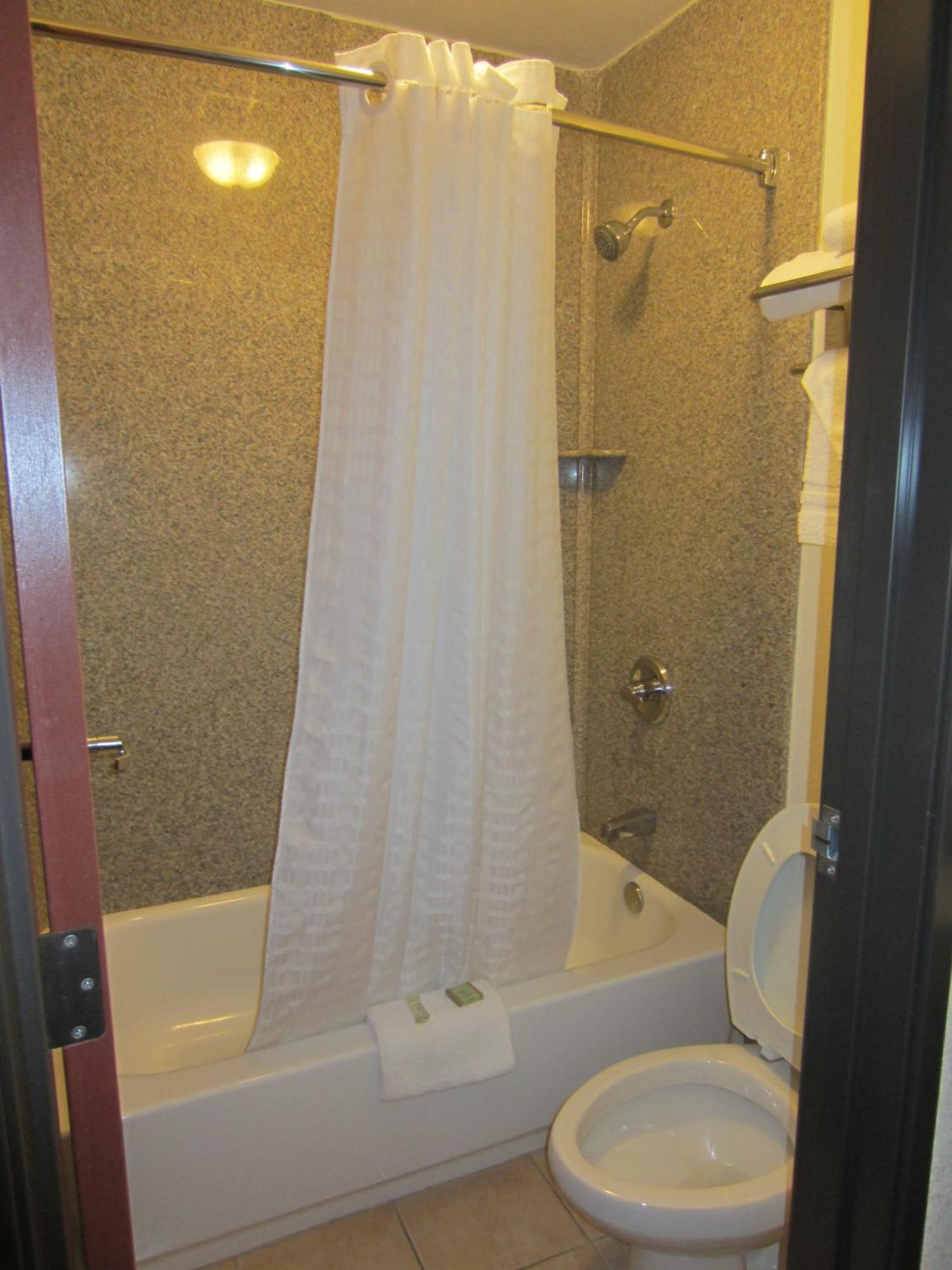 Super 8 By Wyndham Sacramento Hotel Carmichael Eksteriør billede